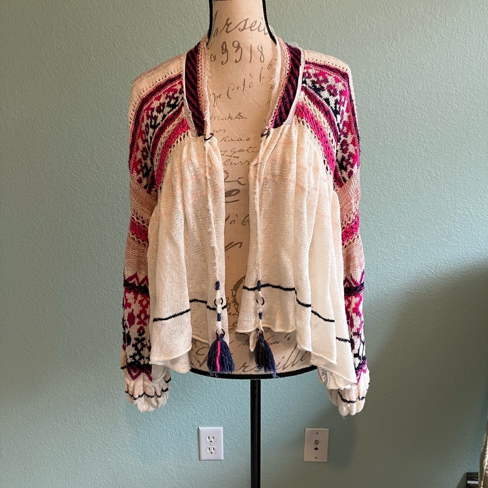 Free People boho balloon sleeve cardigan with tassels. NWOT